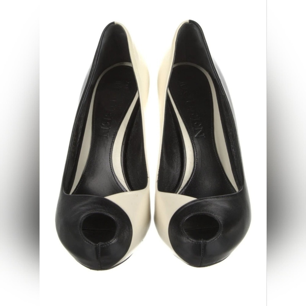Alexander McQueen Black & White Peep Toe Heels – Size US 7 / IT 37